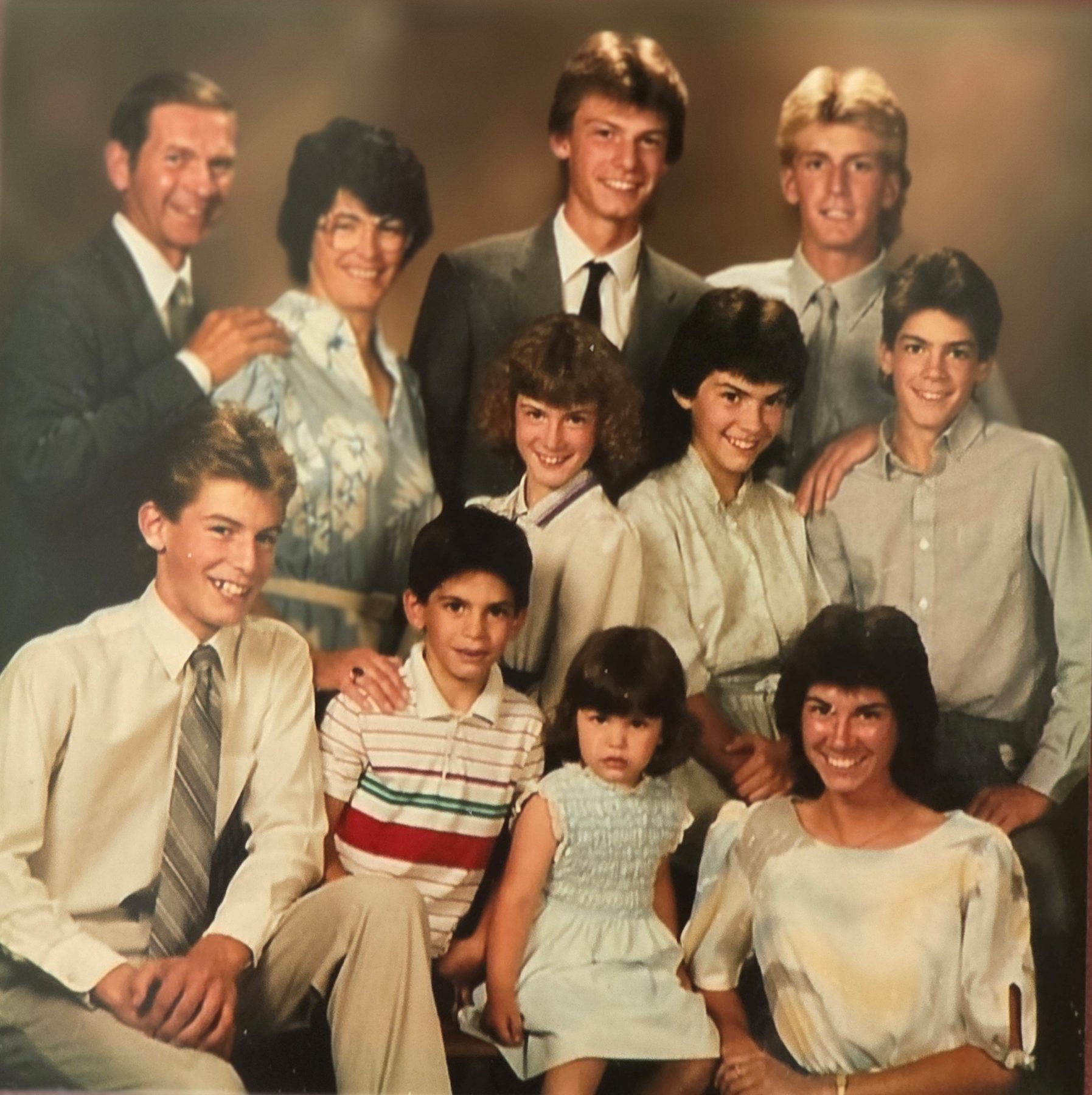 The Weller family of eleven, photographed around 1985
